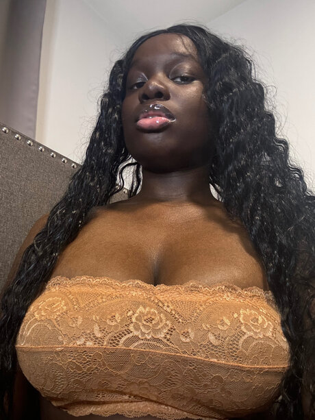 TOP EBONY CREATOR   *BASIC*