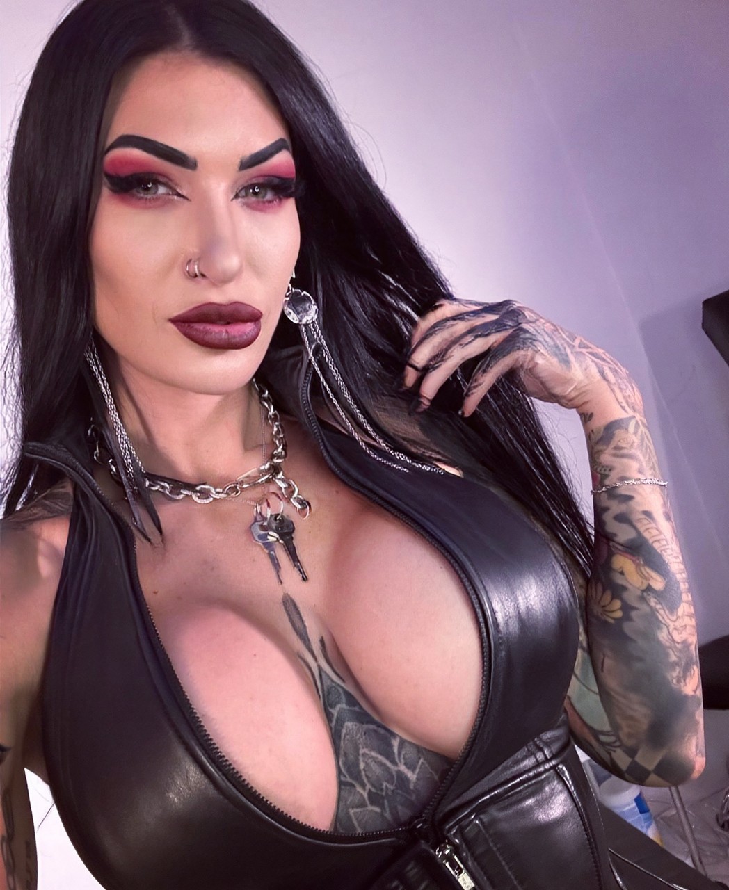 Mistress Damazonia at onlyfans