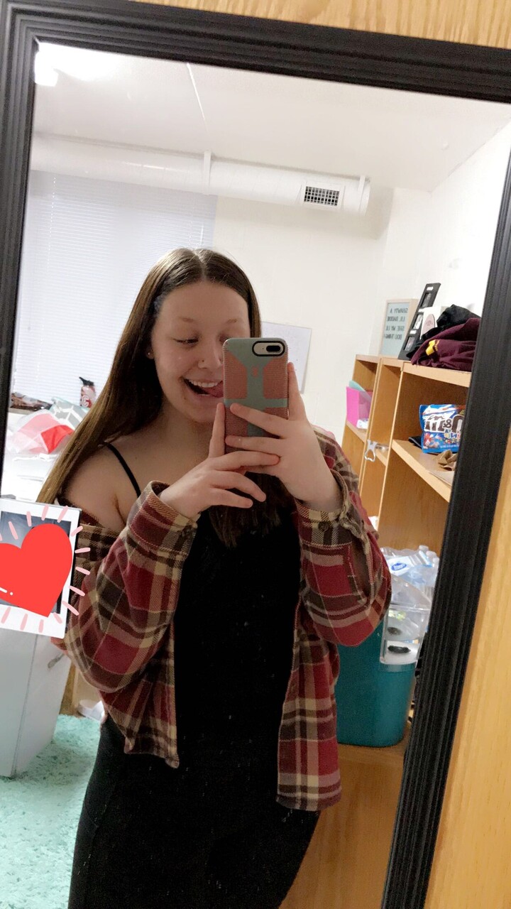 Kayla at onlyfans