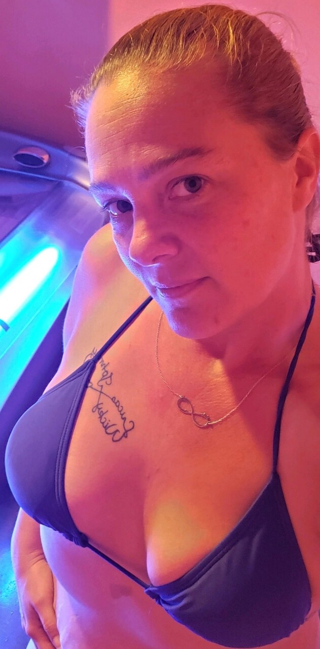 Hotlilmama18 at onlyfans