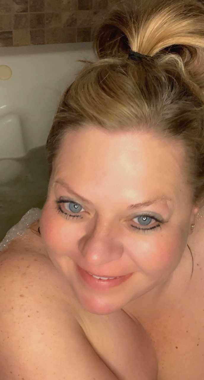Nicole at onlyfans