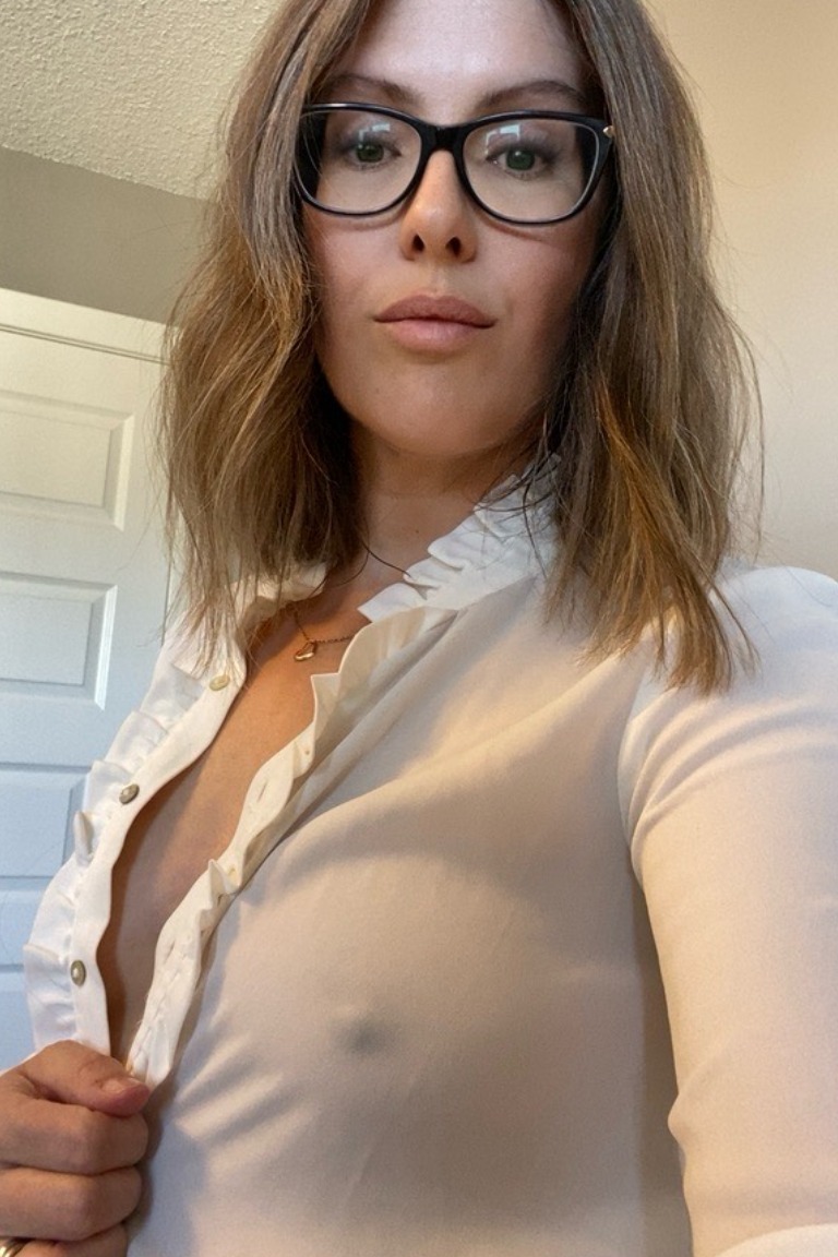 Ella Marie at onlyfans