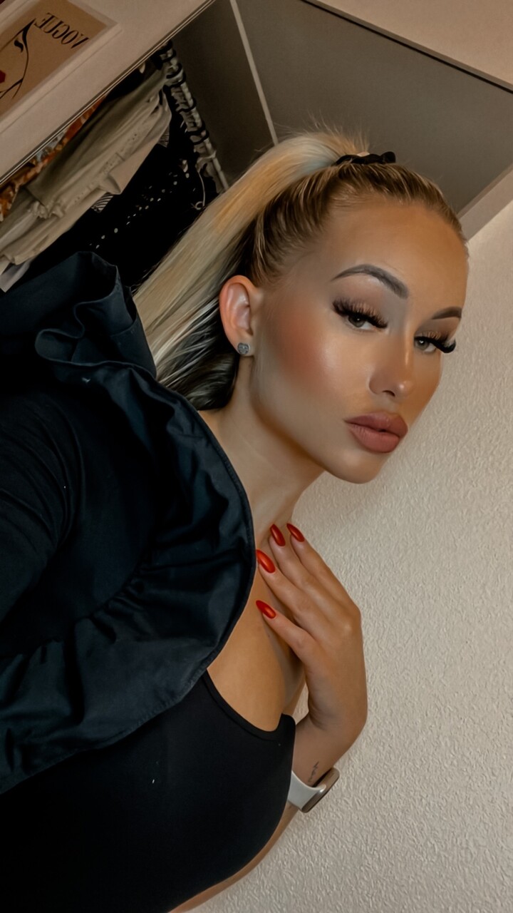 ANASTASIA at onlyfans