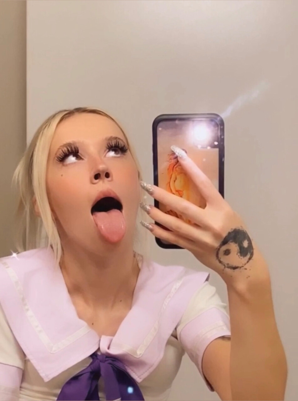 Baby Venus at onlyfans