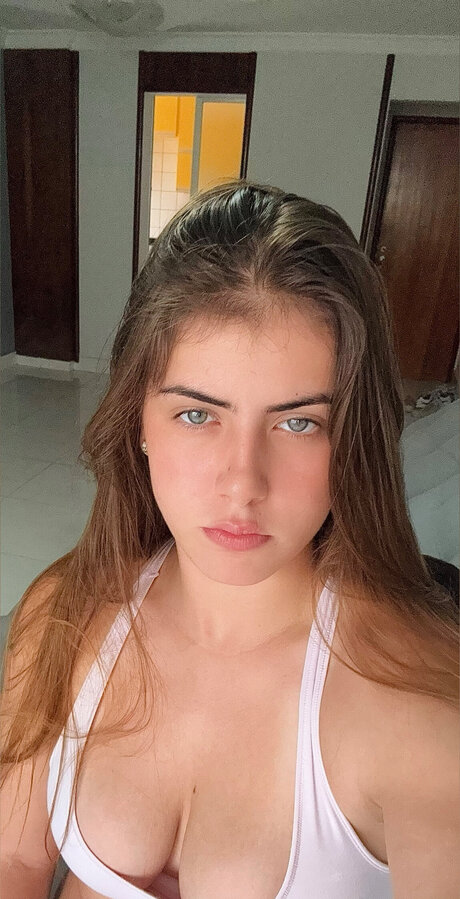 Holly Pussy😈