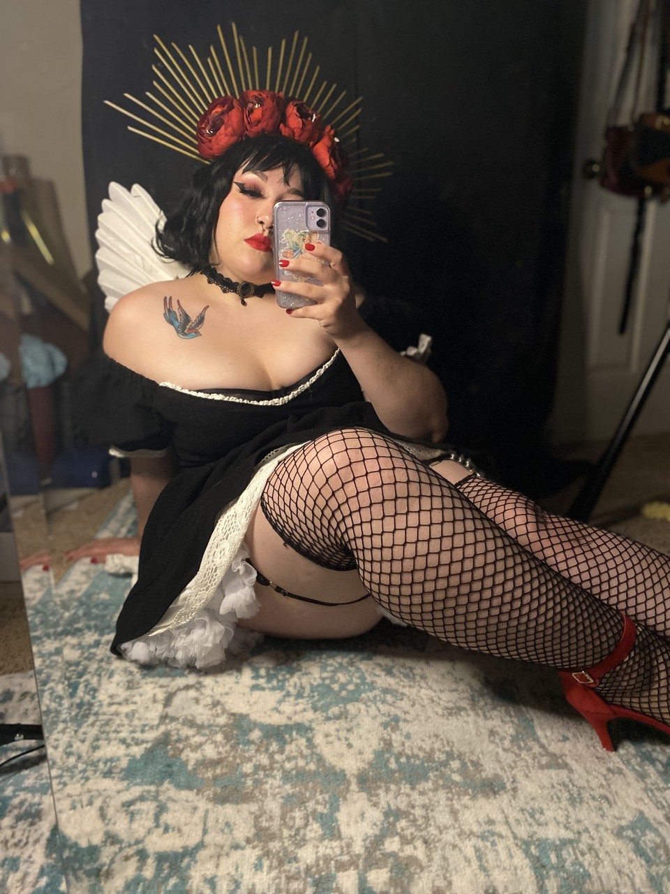 Vivienne Page at onlyfans