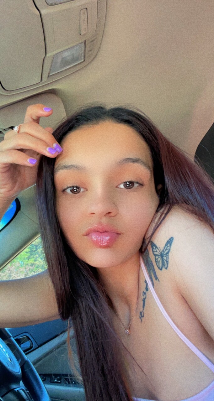 Livi at onlyfans