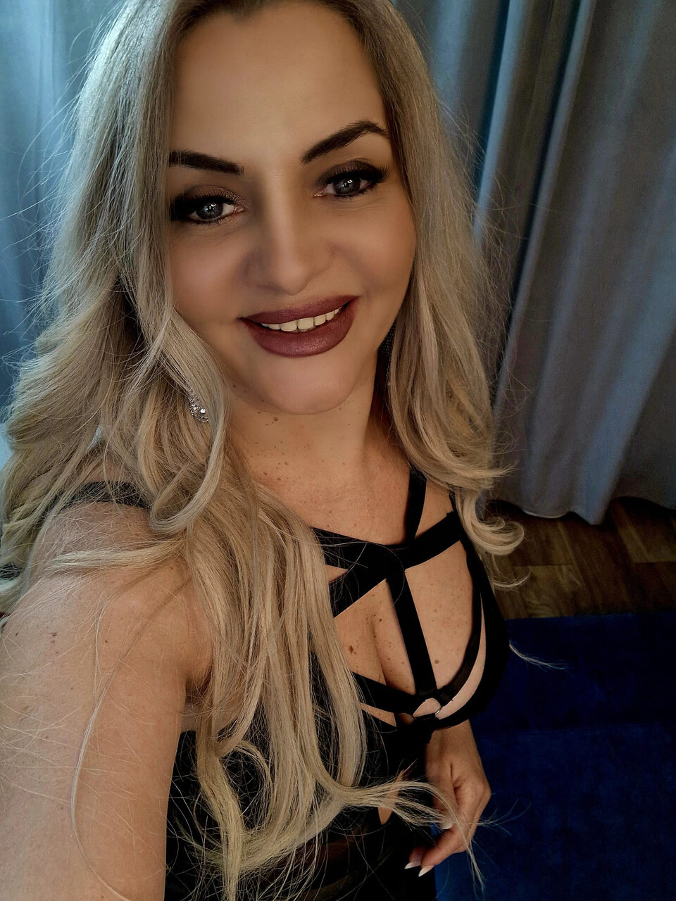 Chiara Plyn 💝 at onlyfans