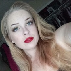 Strawberrie420 at onlyfans