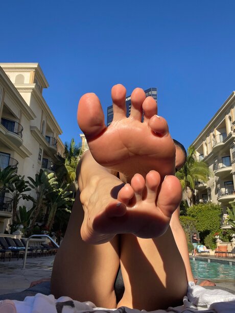 Coqueta.feets