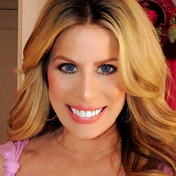 Alexa Andrews at onlyfans
