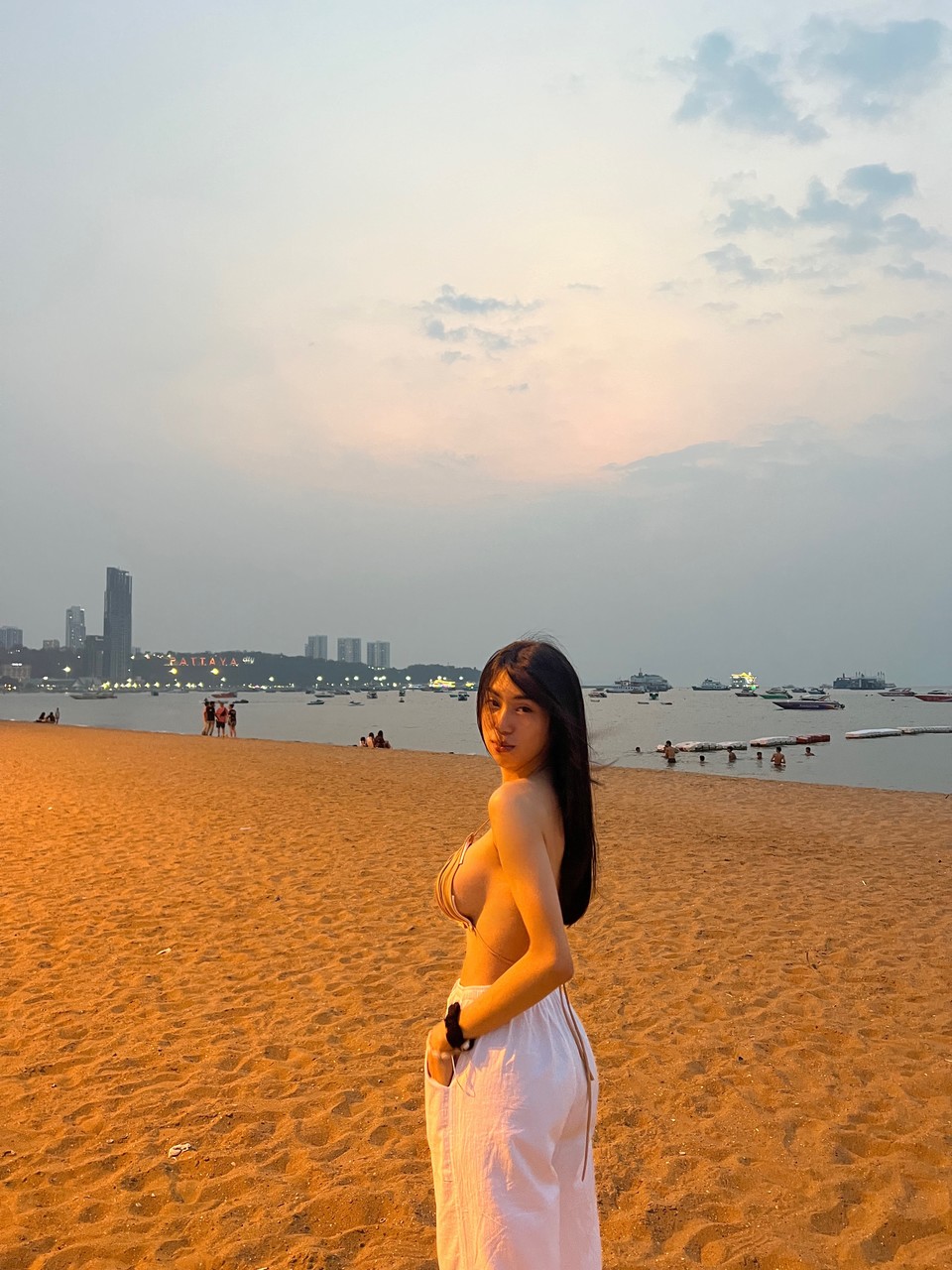 𝓨𝓾𝓴𝓲 𝓞𝓷𝓷𝓪 at onlyfans