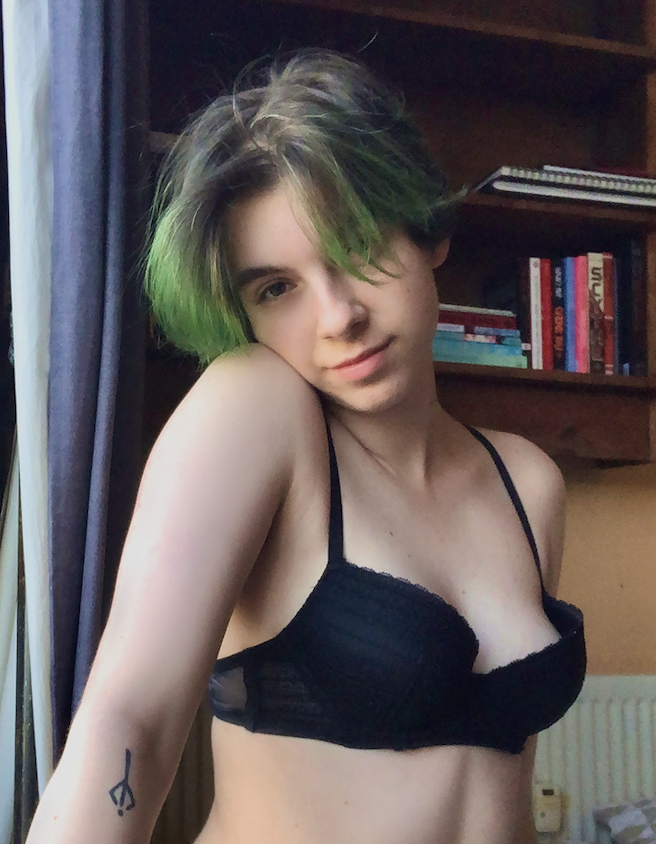 Robin-FREE at onlyfans