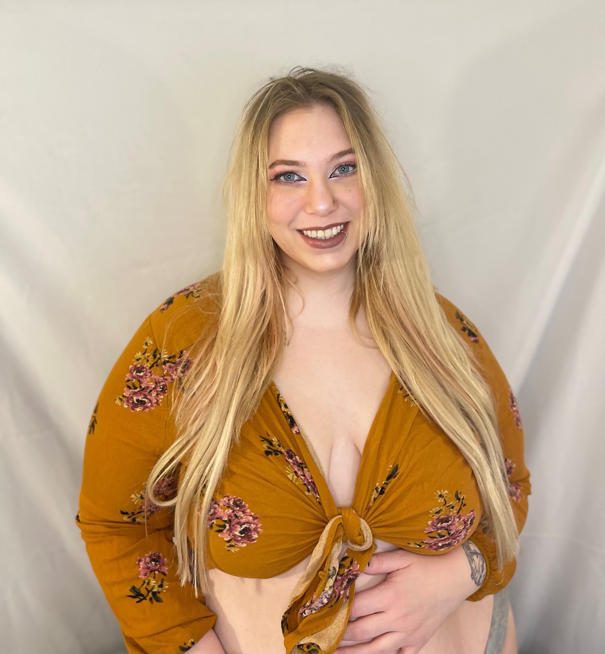 Tarah at onlyfans