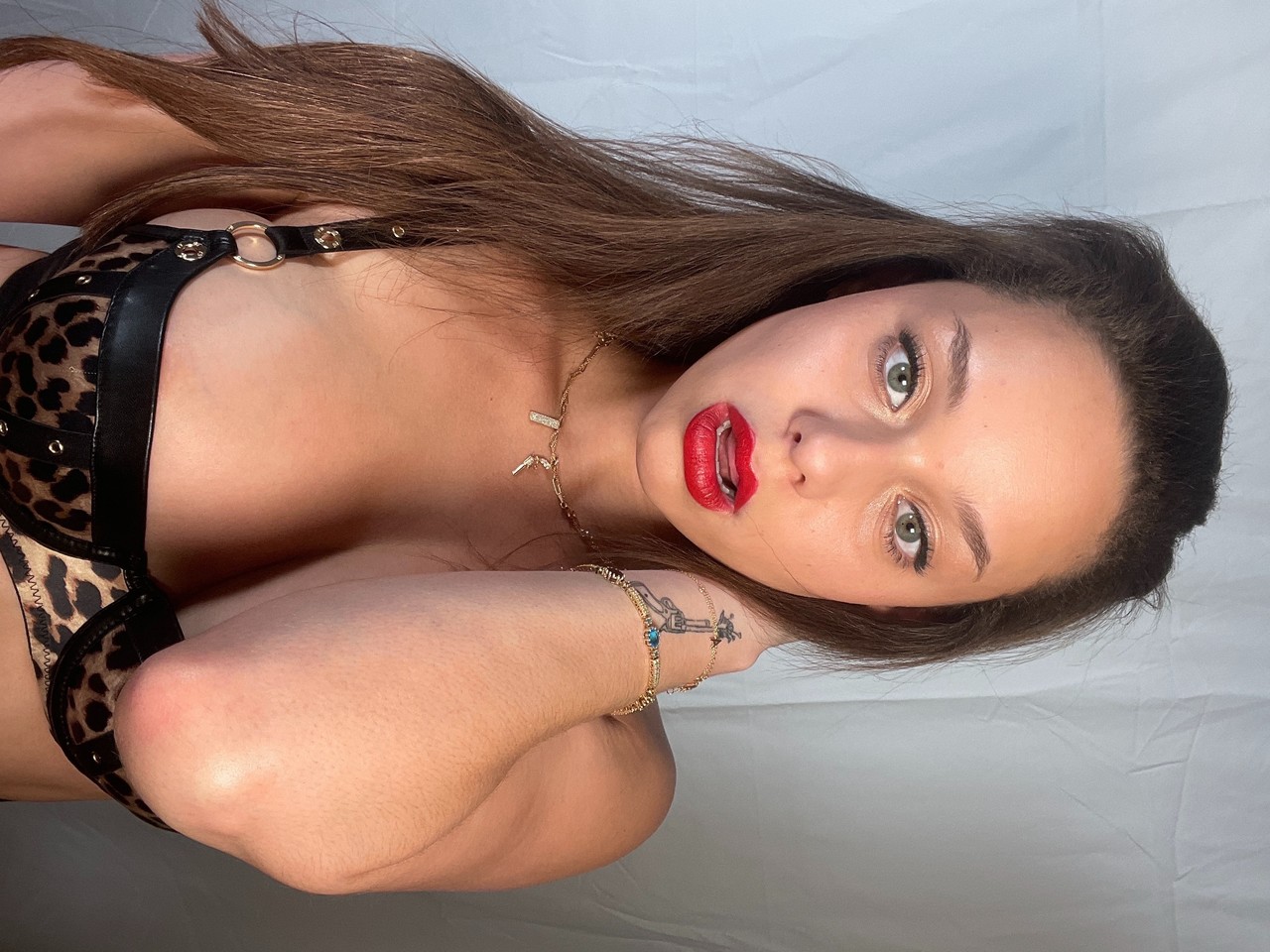 Anouk at onlyfans