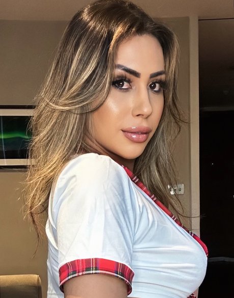 Bruna Ferraz