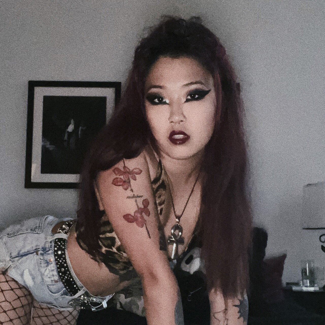 𝔠𝔞𝔱𝔞𝔠𝔬𝔪𝔟 𝔭𝔲𝔰𝔰𝔶 🔪🦇🖤 at onlyfans